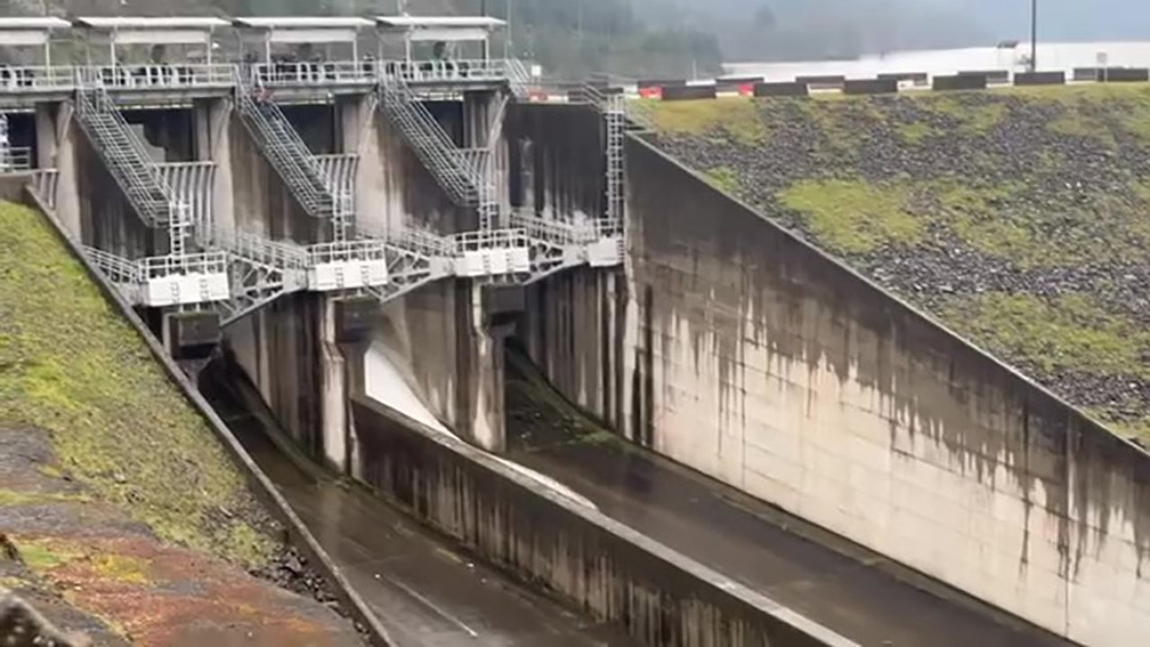Yuvacık Barajı yüzde 93 doldu, kapaklar açıldı