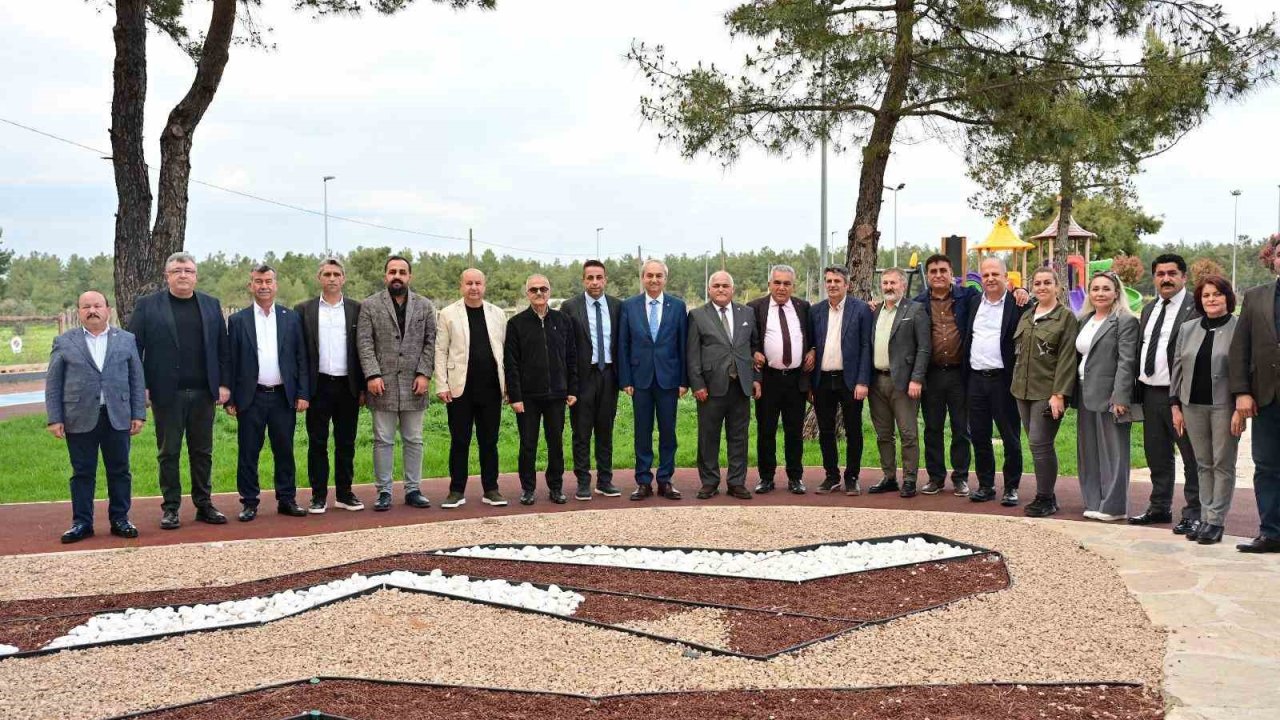 Kocagöz ile ortak akılla yönetilen Kepez’de hizmet turu