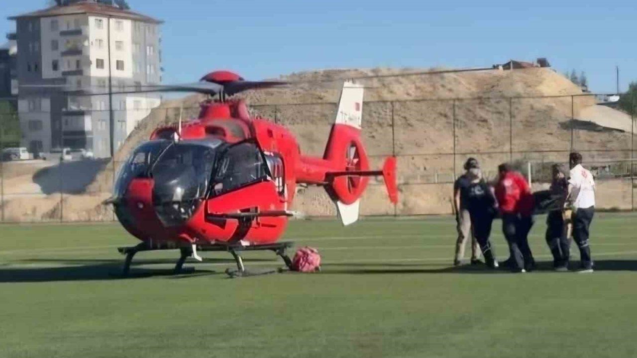 Malatya’da havale geçiren bebek hava ambulansıyla sevk edildi