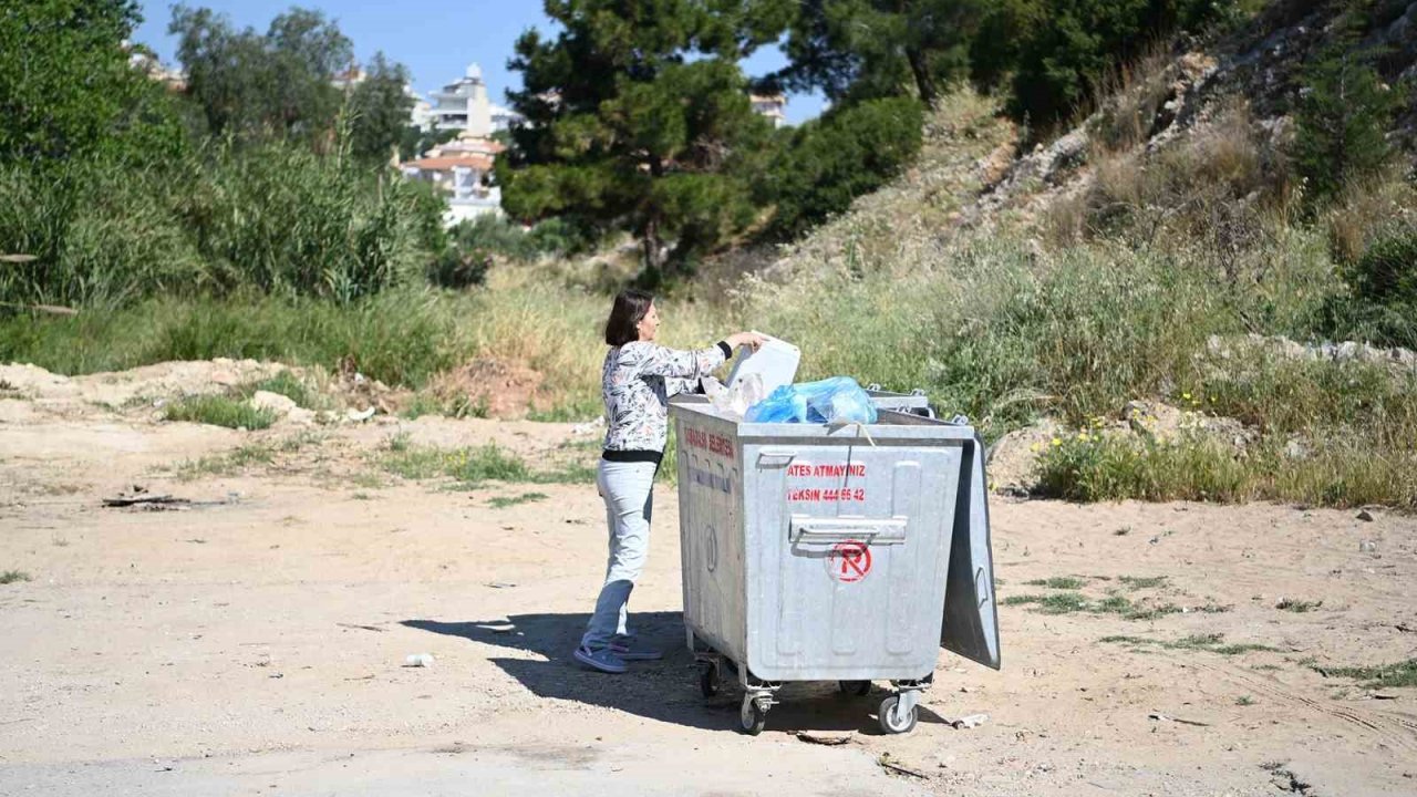 Kuşadası Belediyesi’nden çevre temizliği çağrısı