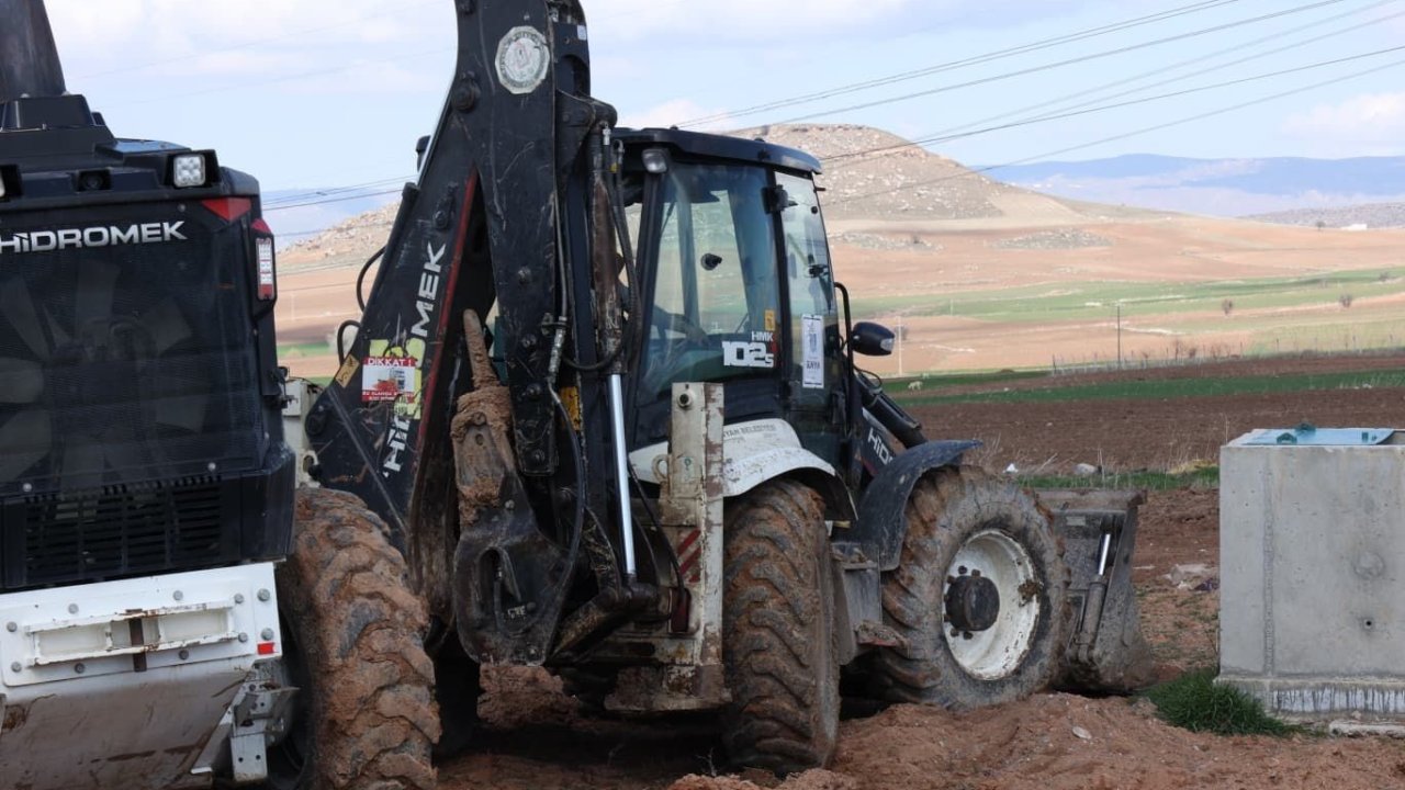 Gergeme Mahallesi’nde yol yapım çalışmaları sürüyor