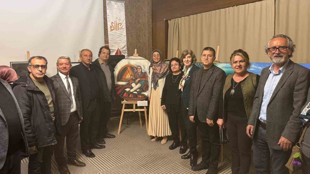 Denizli’de "İz Bırakanlar" sergisi yoğun ilgi gördü