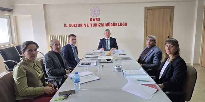 Kars mirasının korunması için komisyon toplandı