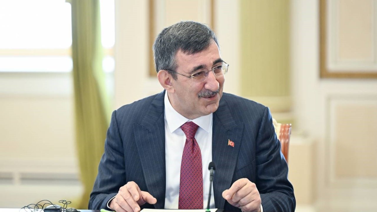 Azerbaycan Cumhurbaşkanı Aliyev, TDT Hükümet Başkanları Toplantısı katılımcılarını kabul etti