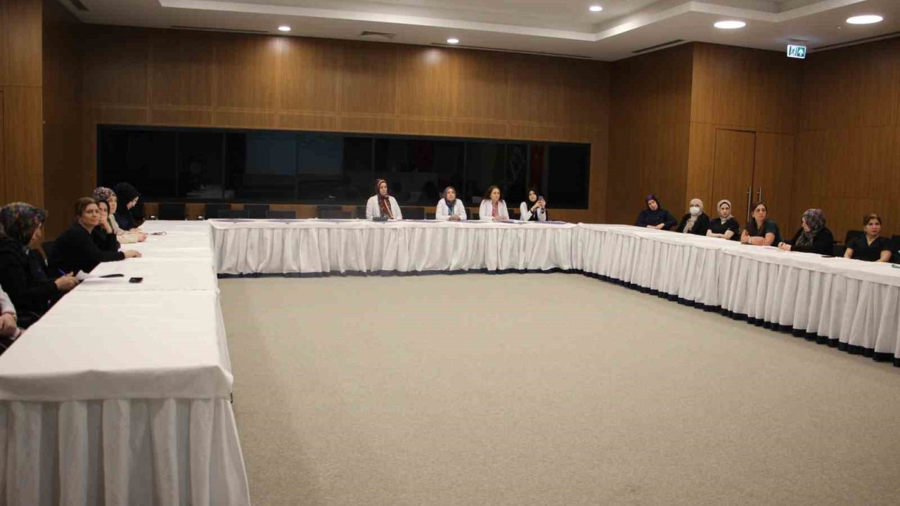 Elazığ’da sağlık çalışanlarına mavi kod eğitimi