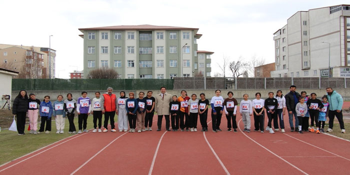 ANALİG Kros Bayrak Yarışları İl Birinciliği Kars’ta Tamamlandı