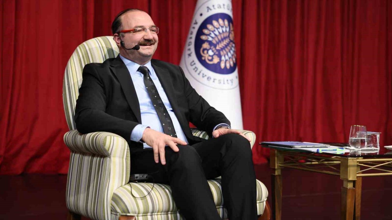 Rektör Hacımüftüoğlu, geleceğin hekimleriyle bir araya geldi