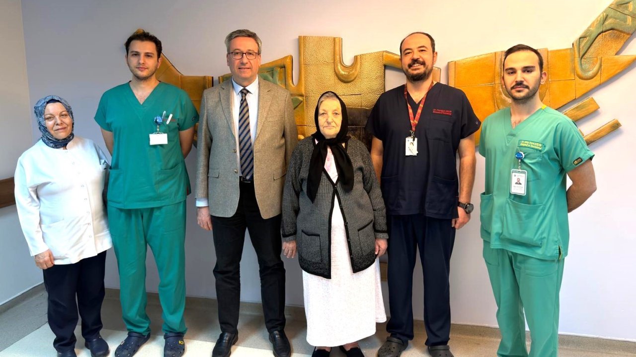 Vücudundan 3,7 kiloluk tümör çıkartılan hasta sağlığına kavuştu