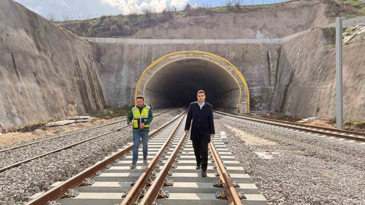 "Osmaneli-Bursa-Bandırma Hızlı Tren Hattı Projesi" çalışmaları yerinde incelendi