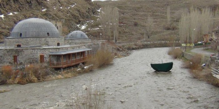 Kars Çayı’nın debisi yükseldi