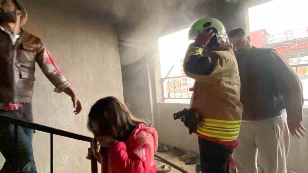 Kırıkhan’da ev yangını