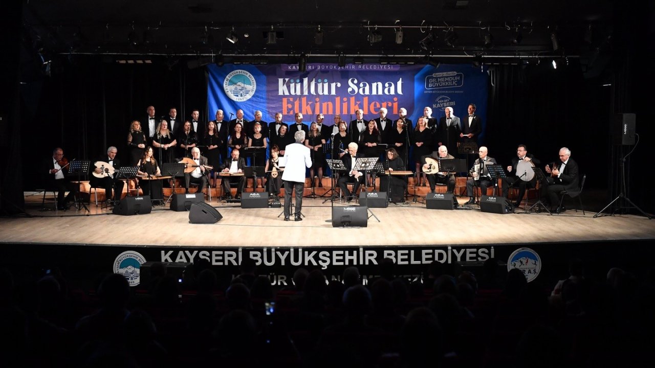 Türk Sanat Müziği konseri Kayserililerden büyük ilgi gördü