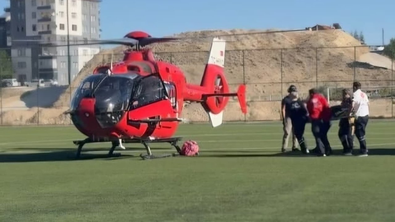 Malatya’da ambulans helikopter 78 yaşındaki hasta için havalandı
