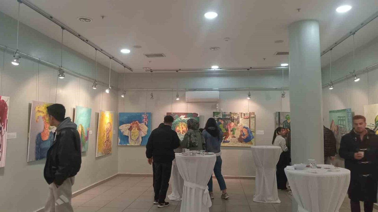 Kahta’da sanat ve çevre temalı sergi ilgi gördü