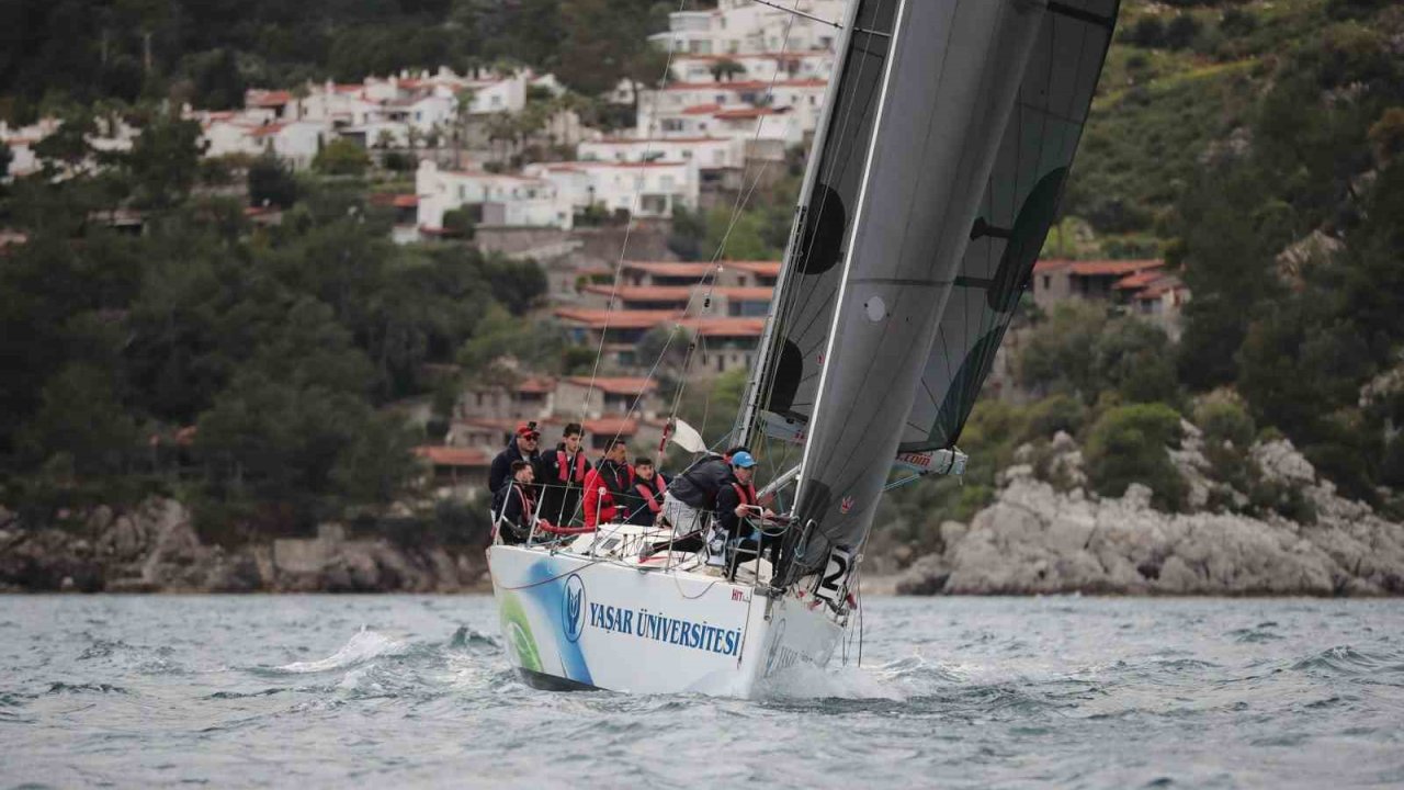 Yaşar’dan üçte üç şampiyonluk