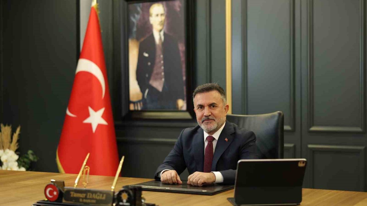 Adana’da ulaşım güvenliğini artıracak heyelan ıslahı yatırımı başlatıldı