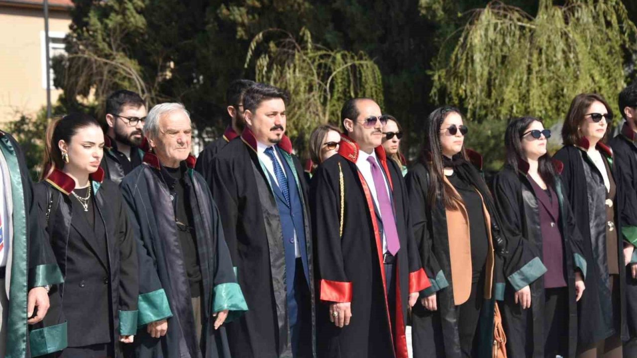 Salihli’de Avukatlar Günü törenle kutlandı