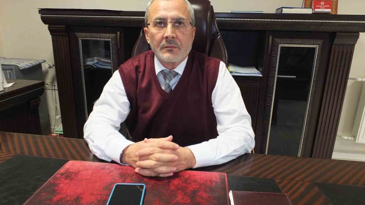 Burhaniye’de Müftü Tüfekçioğlu göreve başladı