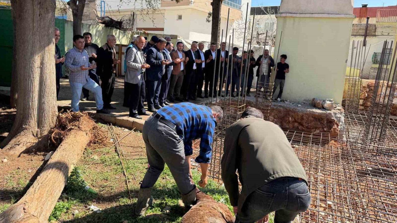 Araban’da depremde yıkılan Fıstıklıdağ Mahallesi Camisinin temeli atıldı