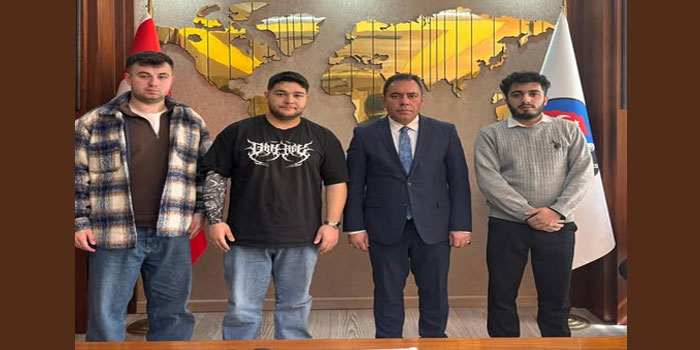 Başkan Senger, KAÜ E-Spor Gençleriyle Buluştu