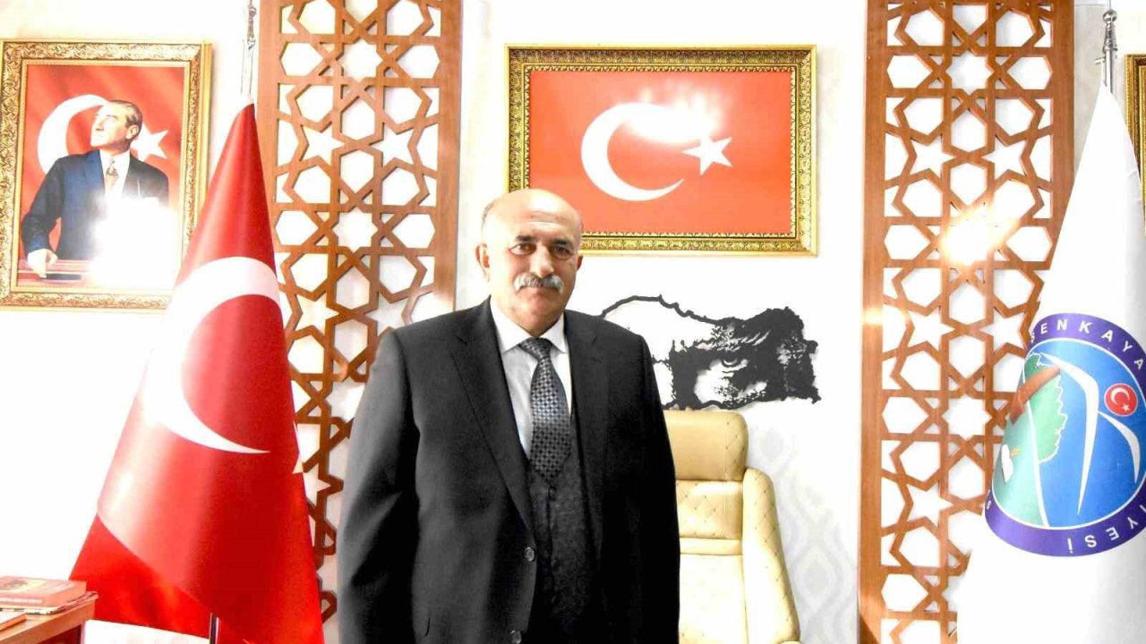 Başkan Özcan’dan Şenkaya’nın 108’nci kurtuluş yıl dönümü mesajı