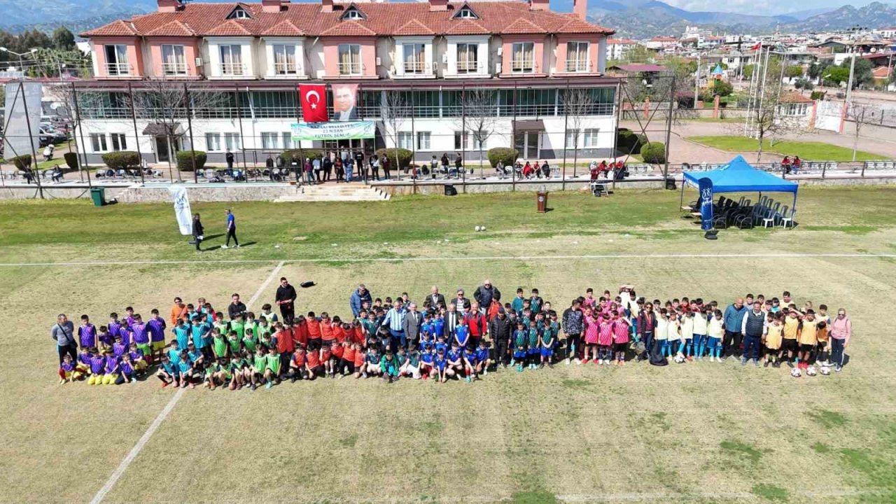 Nazilli’de 23 Nisan coşkusu futbol turnuvasıyla başladı