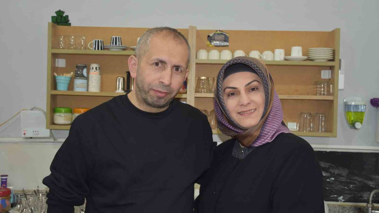 Karı kocanın çay ocağındaki omuz omuza mesaisi 15’inci yılında