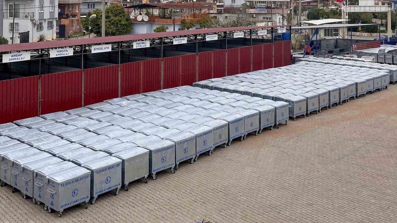 Efeler’de çöp konteynerleri yenileniyor