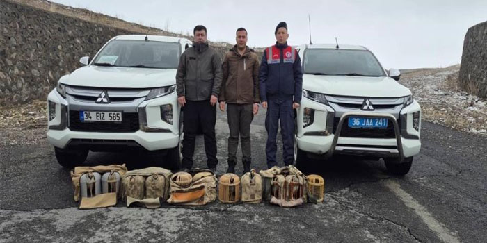 Kars’ta kaçak avcılara darbe: 51 canlı keklik doğaya kazandırıldı