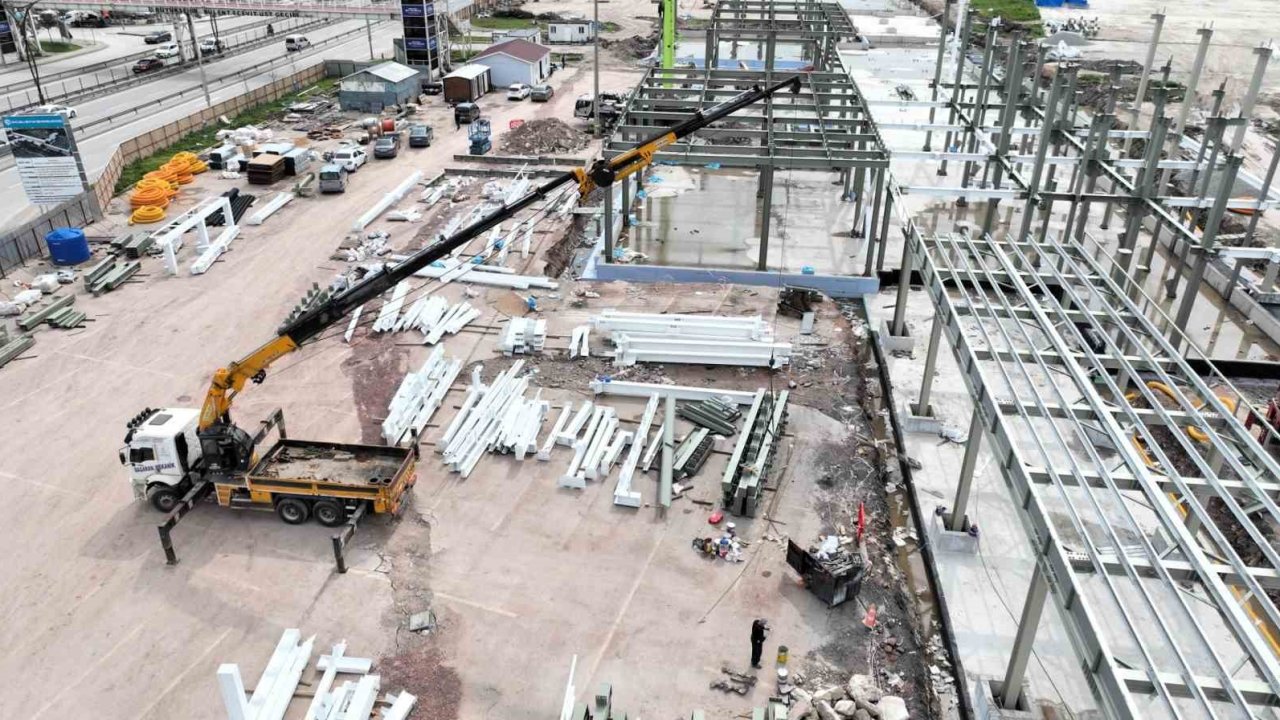 Kocaeli Sosyal Yaşam Merkezi inşaatı hızla yükseliyor