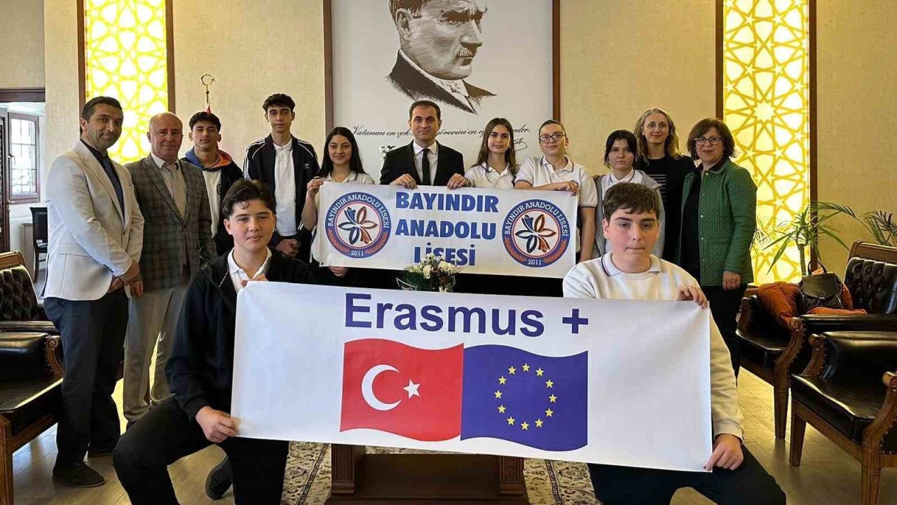 Bayındır Anadolu Lisesi öğrencilerinden Erasmus öncesi anlamlı ziyaret