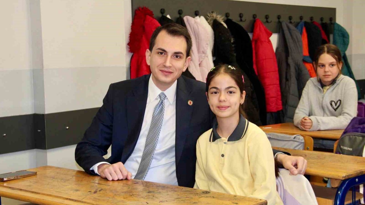 Hisarcık Kaymakamı Atam: "Eğitim her zaman öncelikli gündem maddelerimiz arasında"