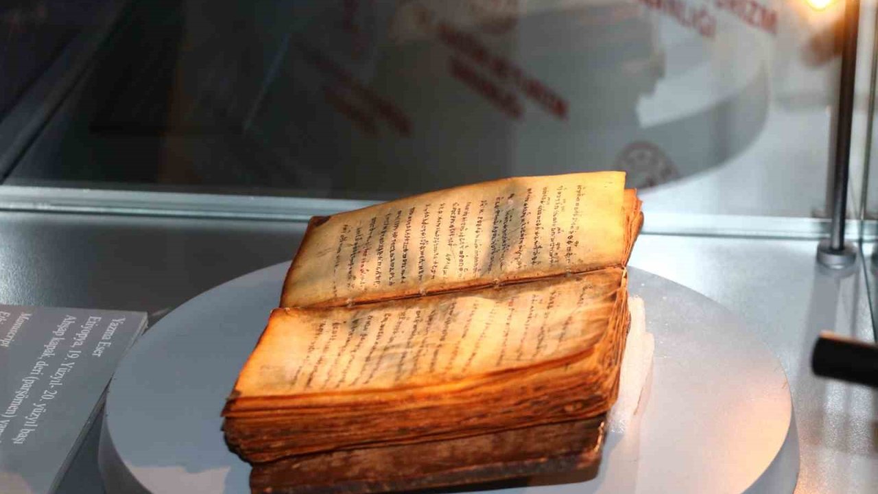 Amharca dilinde kaleme alınmış tarihi eser Etiyopya’ya iade edildi