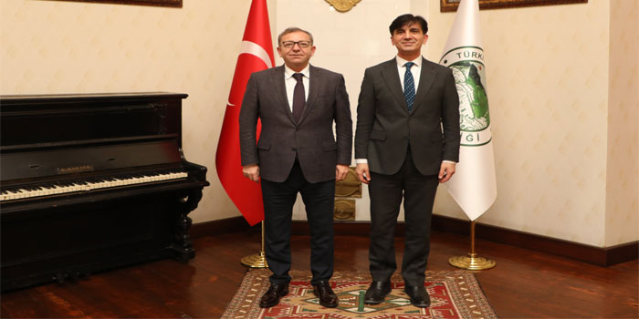 Kars Valisi Ziya Polat, KOP Başkanı Karakoyunlu’yu makamında kabul etti