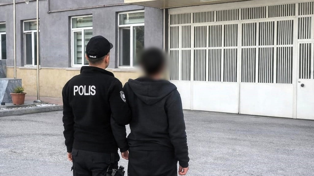 Hırsızlık suçundan aranan şahsı polis yakaladı