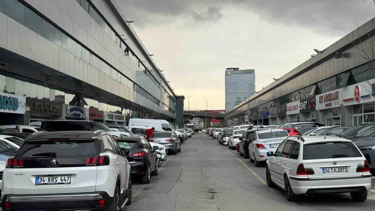 Hürmüz Boğazı otomobilde ikinci eli vurdu