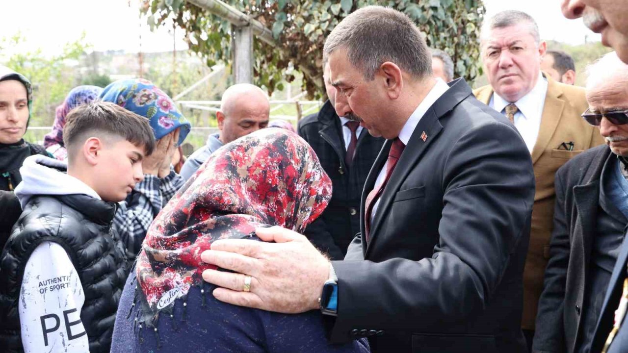 Osman Hacıbektaşoğlu’ndan Emircan’ın ailesine taziye ziyareti