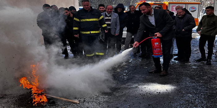 Kars İl Müftülüğü’nde Yangın Güvenliği Eğitimi
