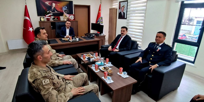 Kağızman'da 10 Nisan Polis Haftası törenle kutlandı.