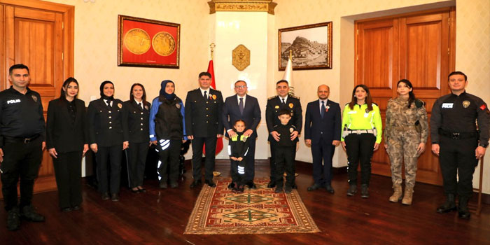 Kars Valisi Ziya Polat, Emniyet Teşkilatı Heyetini Kabul Etti