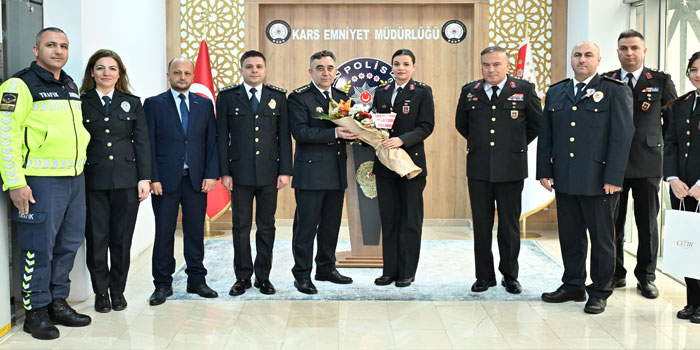 Kars'ta Emniyet ve Jandarma Polis Haftası’nda bir araya geldi