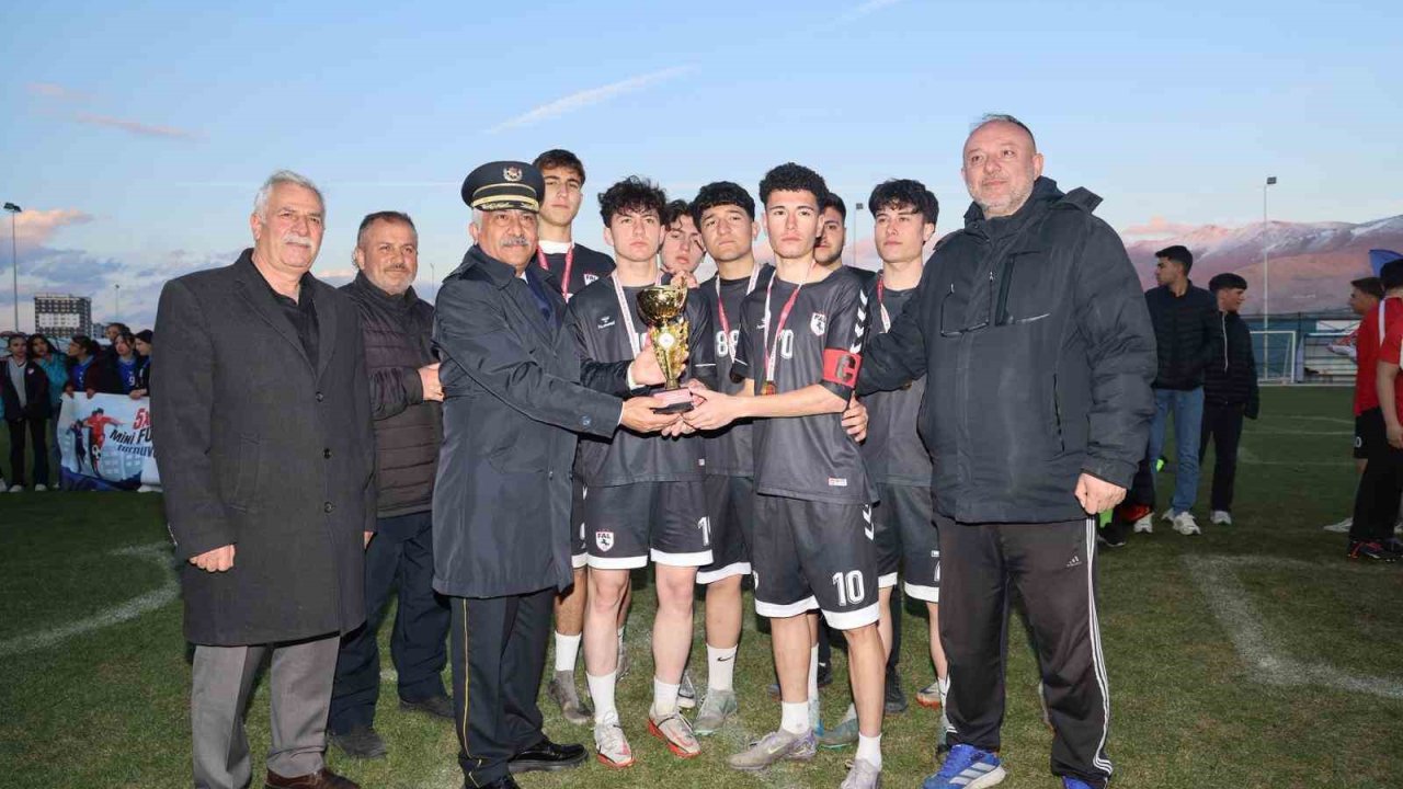 Polis Haftası Futbol Turnuvası tamamlandı