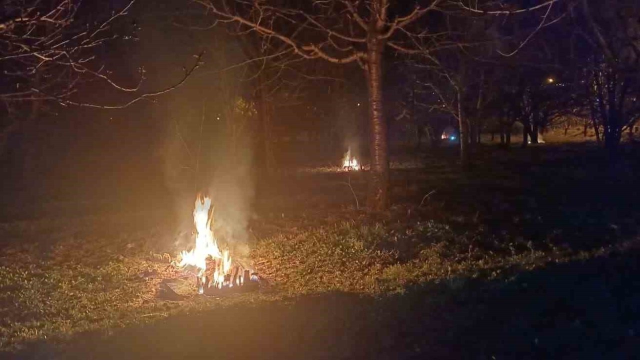 Erzincan’da don nöbeti: Üreticiler sabaha kadar ateş yaktı