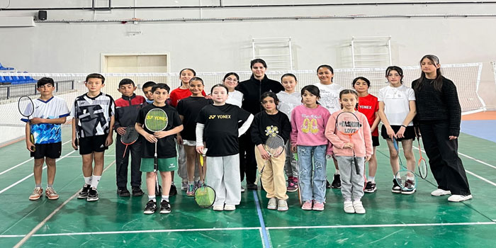 Selim’de 23 Nisan’a özel badminton turnuvası tamamlandı