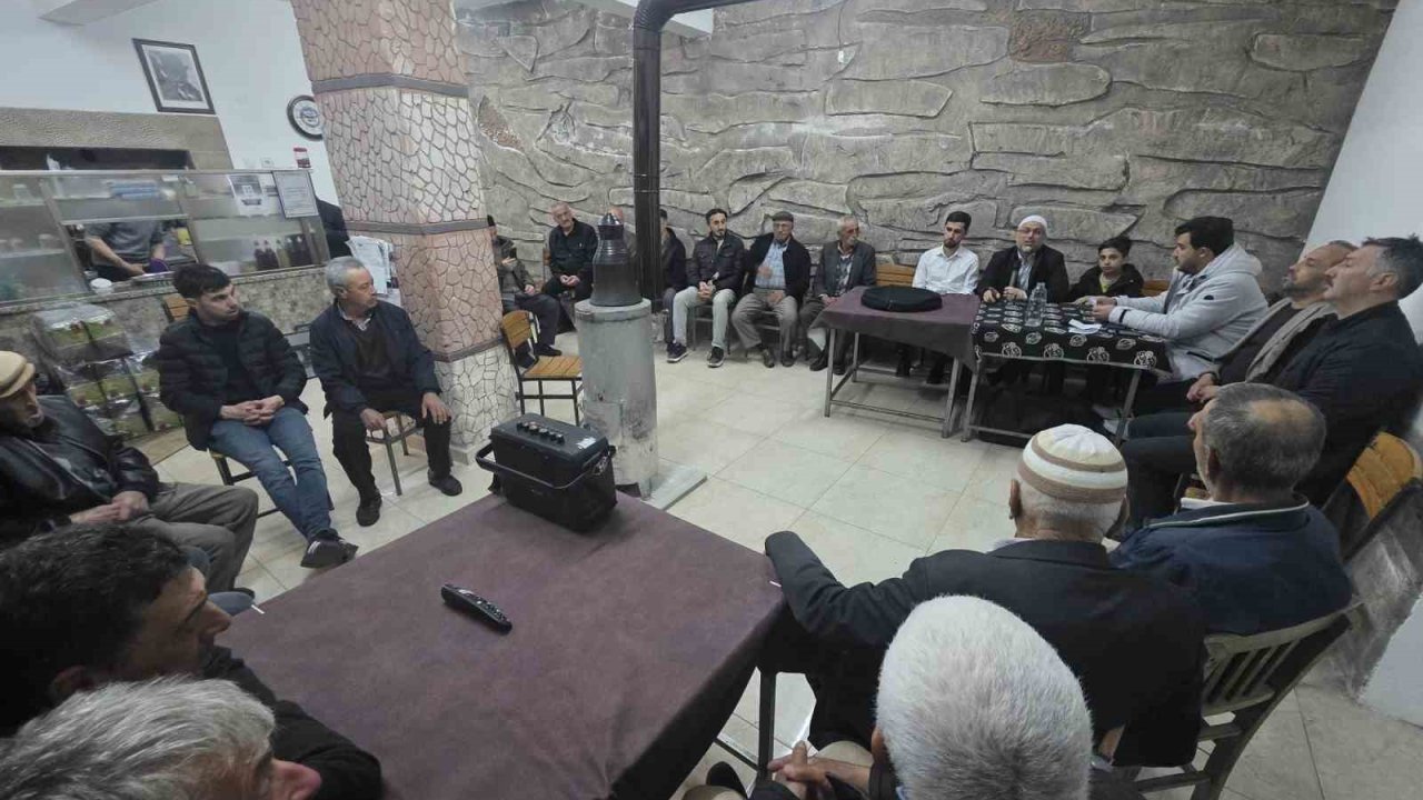 Köşk’te ’kahvehane sohbetleri’ ile gönüllere dokunuluyor