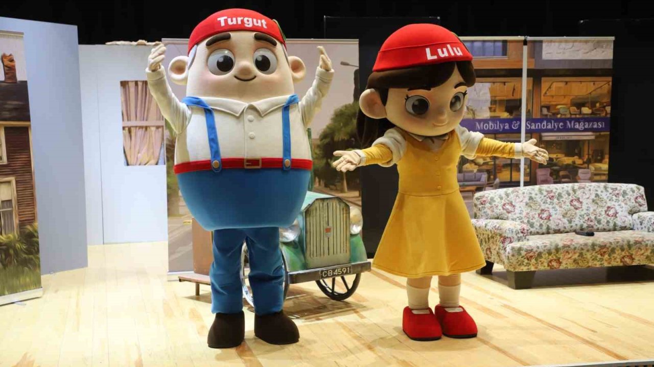 Turgut ve Lulu ilk kez sahne aldı