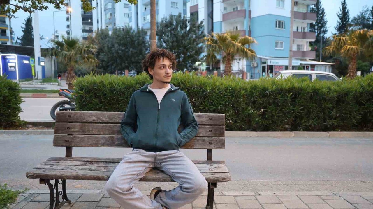 Gündem olan bankta başkan ve genç buluştu