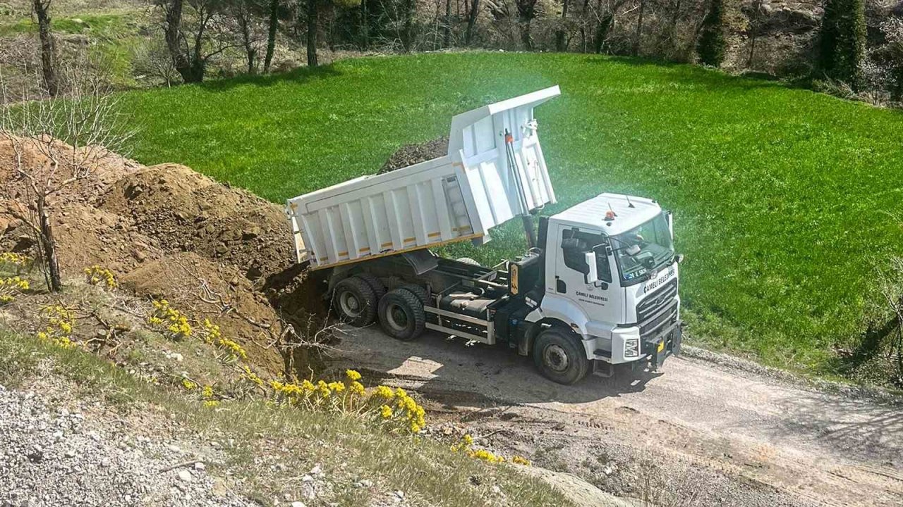 Çamelili vatandaşların güvenli ve konforlu ulaşımı sağlanması için çalışmalar sürüyor