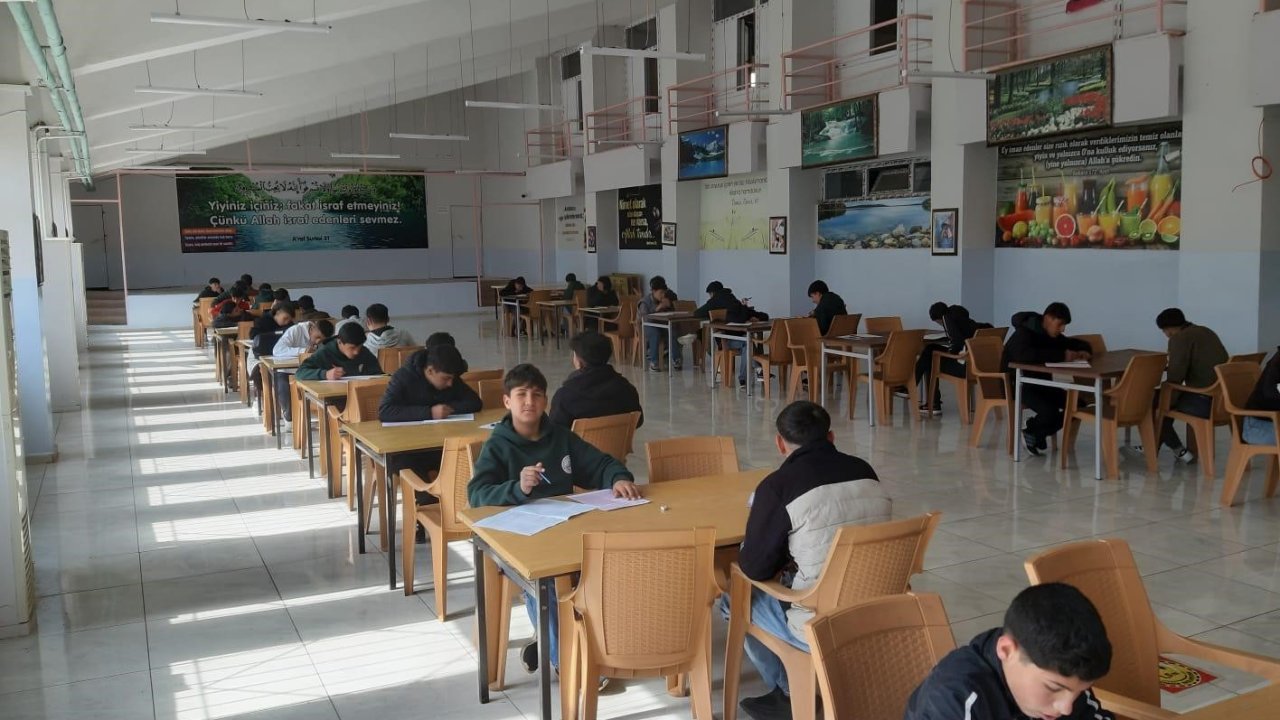 Eğil Belediyesinden öğrencilere deneme sınavı