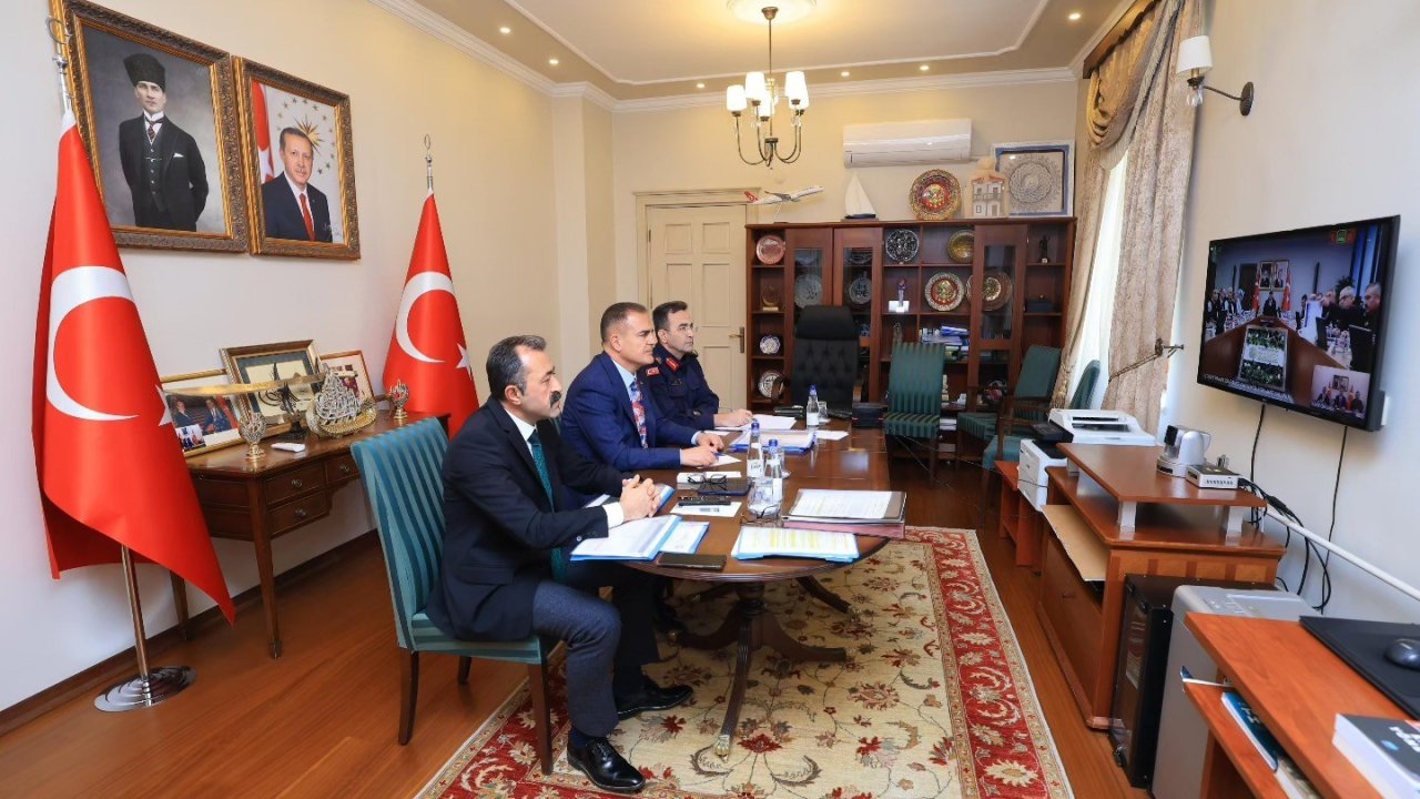 Vali Akbıyık, İçişleri Bakanlığı "Güvenlik" toplantısına katıldı